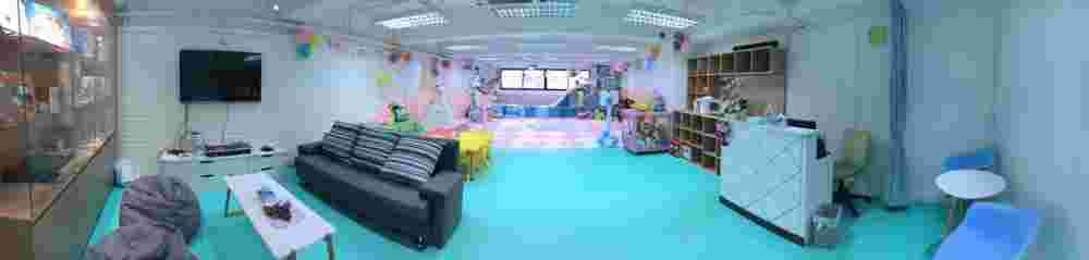 , Laugh House