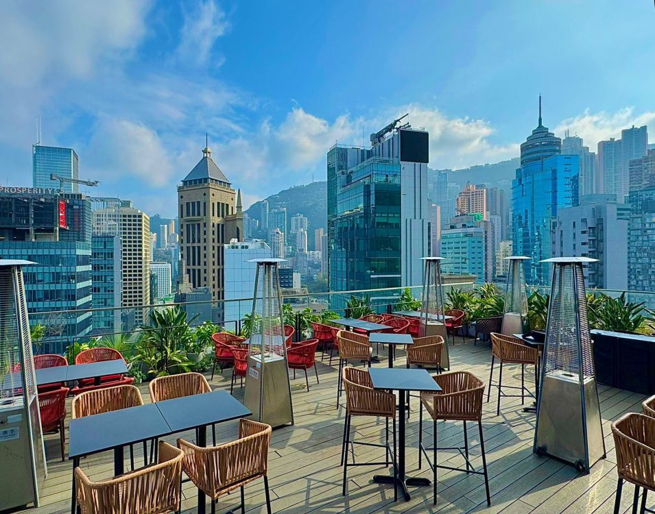 , OMAROO Grill &amp;amp;amp;amp;amp;amp;amp; Rooftop Bar