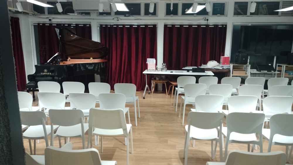 , Amazing Grace Music & Dance (SW) Studio Ltd