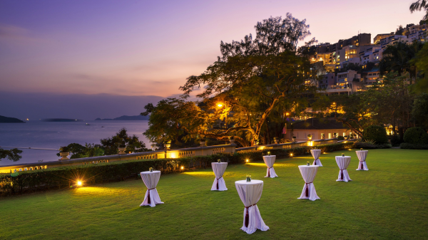 The Front Lawn + Seaview Terrace gallery image