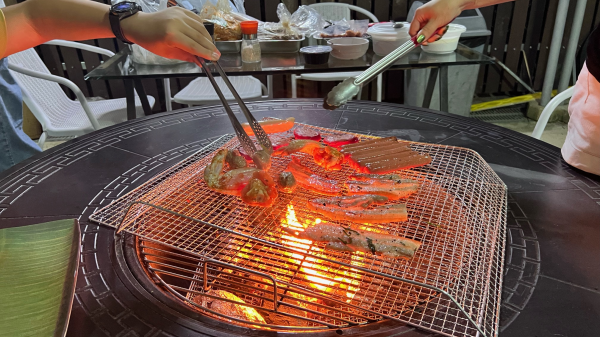 Park Nature Hillside gallery image