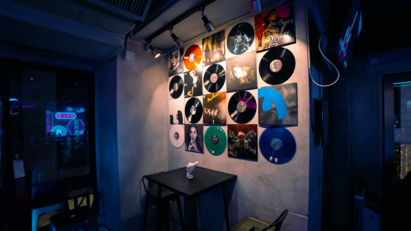 Gon! Bar & Resto gallery image