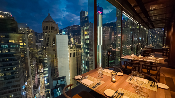 OMAROO Grill &amp;amp;amp;amp;amp;amp;amp; Rooftop Bar gallery image