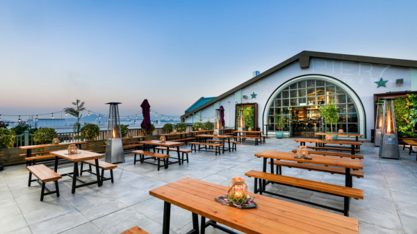 Pier 7 Café & Bar gallery image