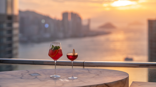 eyebar gallery image