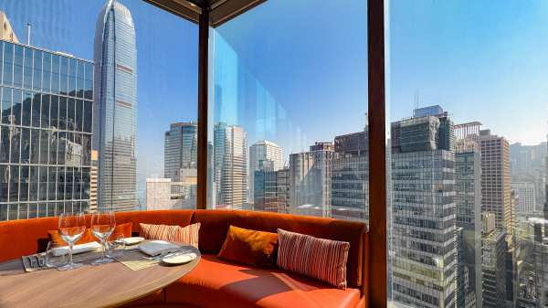 OMAROO Grill & Rooftop Bar gallery image