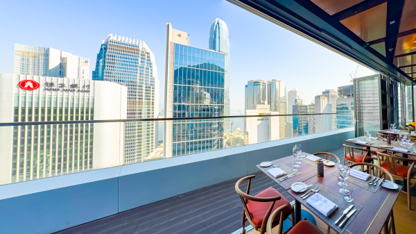 OMAROO Grill & Rooftop Bar gallery image