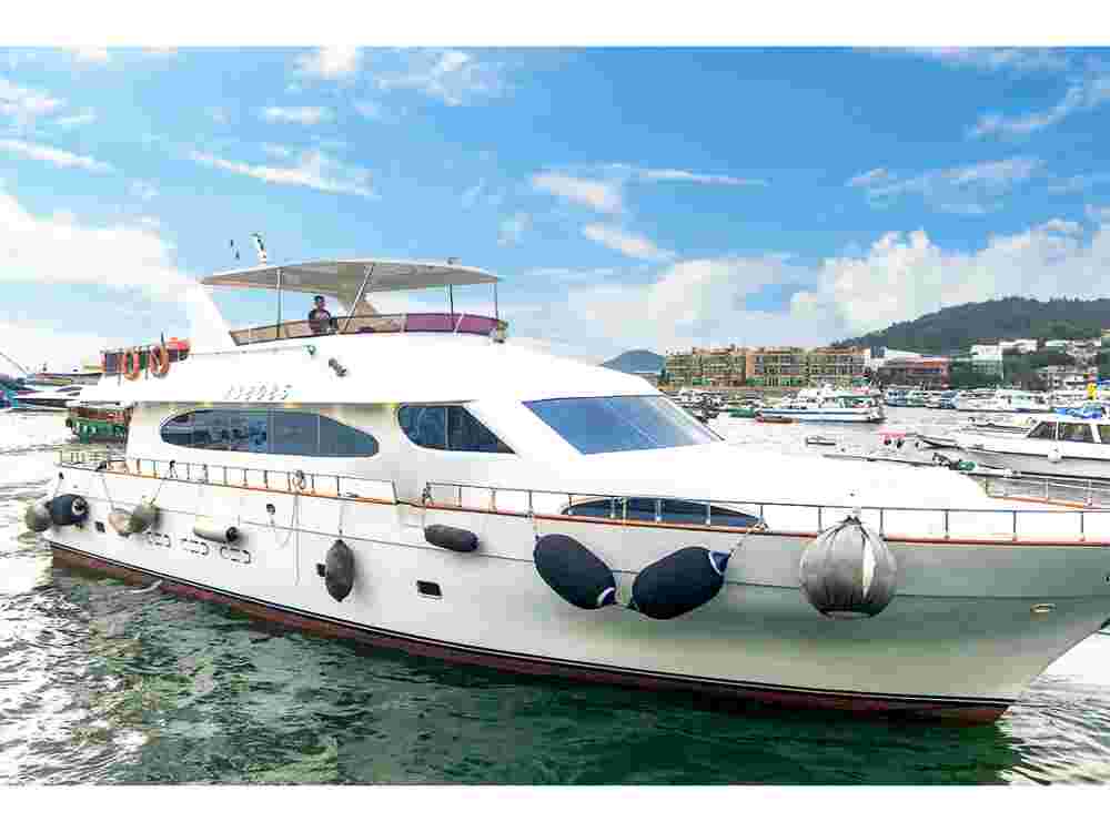 , Golden Tank 81 Luxury Yacht