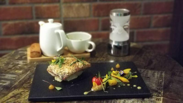 DK BAR & RESTAURANT gallery image