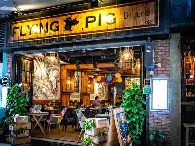 , Flying Pig Bistro