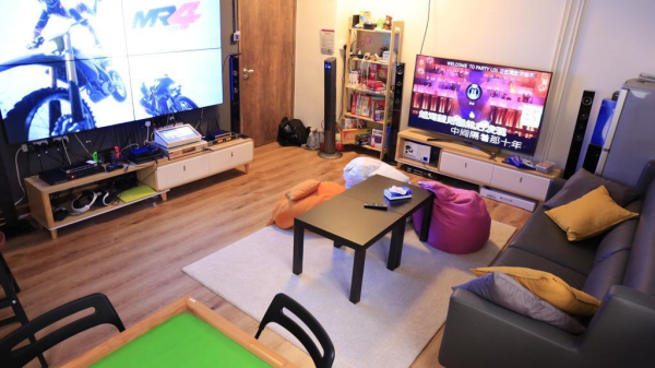 Party LOL gallery image