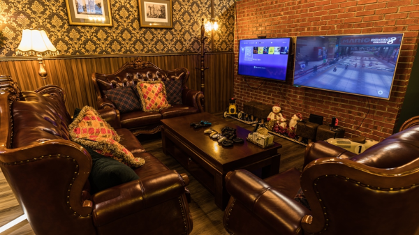 The Royal Club by the Proom-Party & Studio gallery image