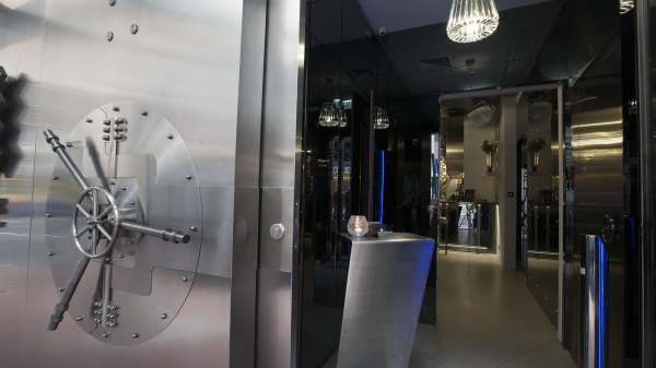 Safe Bubbles & Malt gallery image